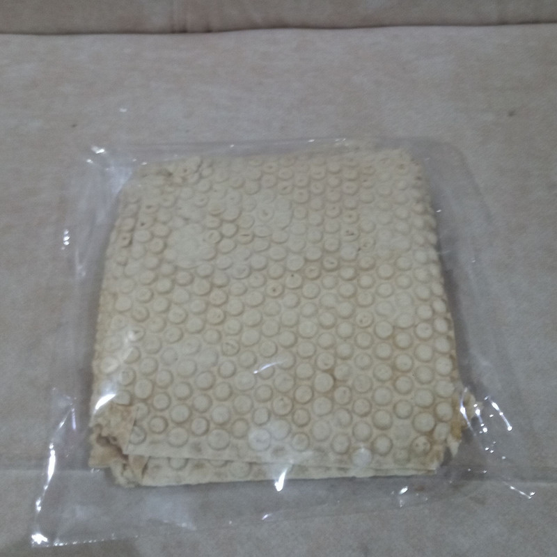 نان سنتی تهیه شده از گندم وحشی - 750 گرم