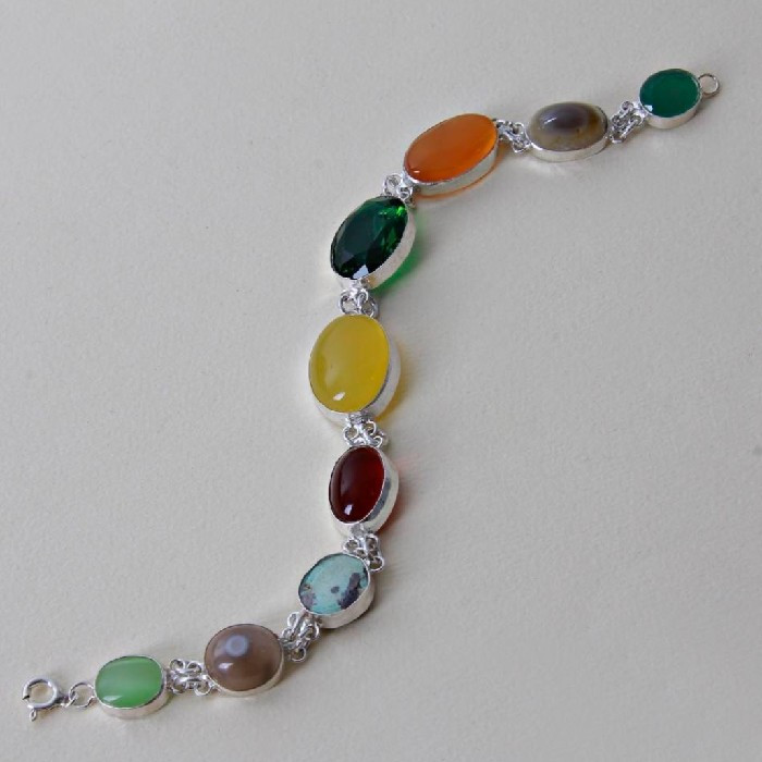 دستبند نقره زنانه مدل ام البنین کد P120