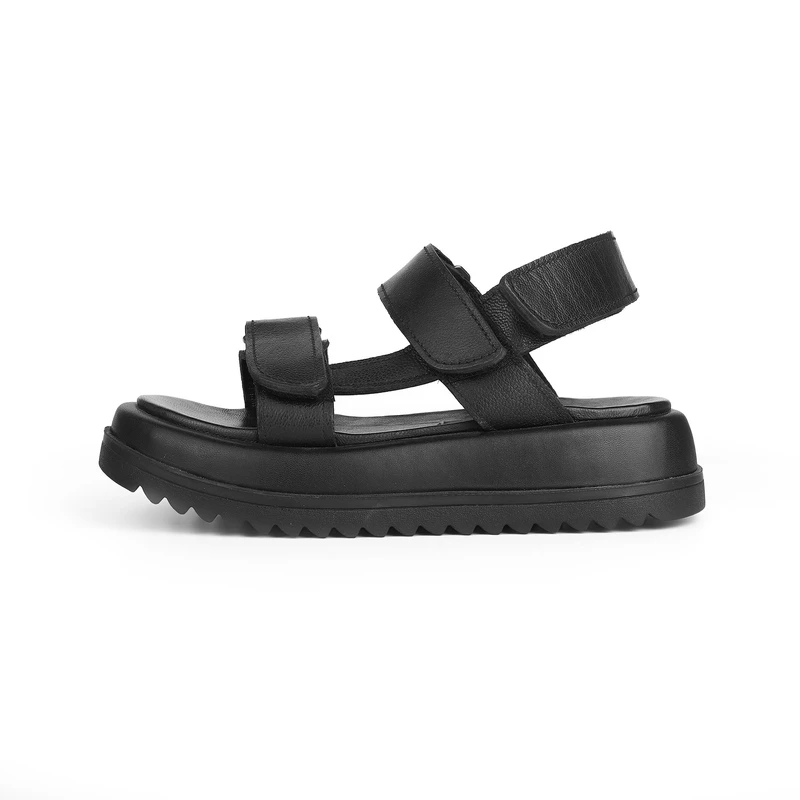 صندل زنانه آرتمن مدل strider sandal