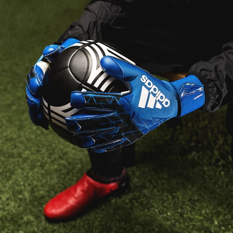 عکس شماره 3 : اسپری چسبندگی دستکش دروازه بانی مردانه مدل 02