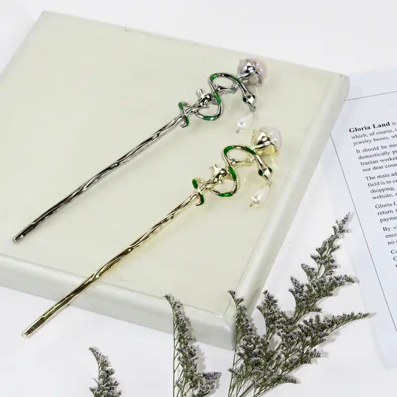 گیره مو زنانه مدل کانزاشی ماری کد G_Lnd_3164