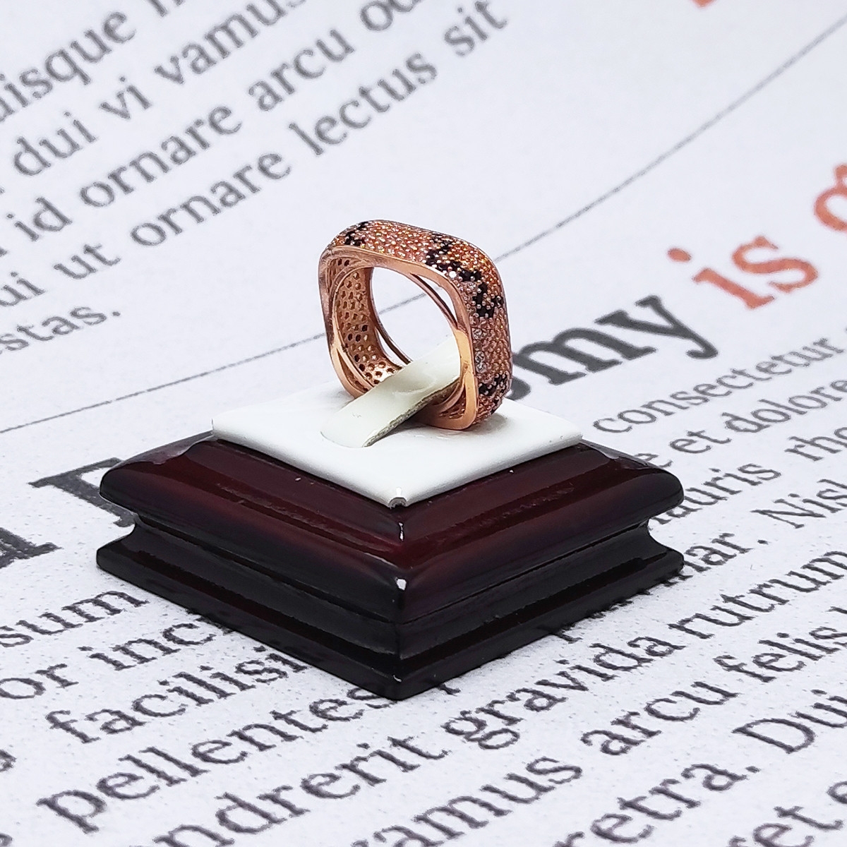 انگشتر نقره زنانه سلین کالا مدل پوست ببری COD-14