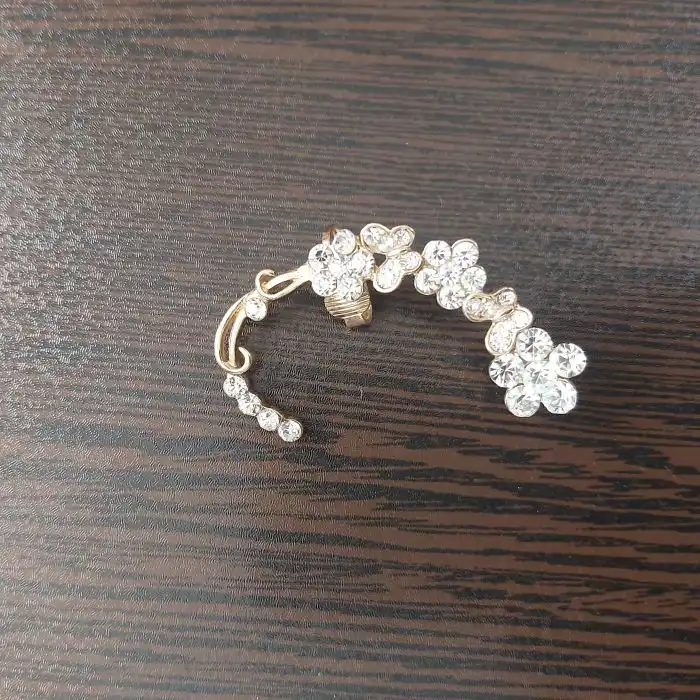 گوشواره زنانه مدل لاله