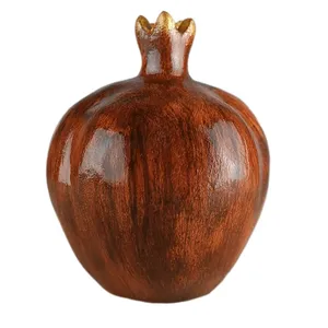 مجسمه طرح انار بهمراه شمع و فال کد CCP001 