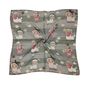 روسری دخترانه مدل بره ناقلا کد 002