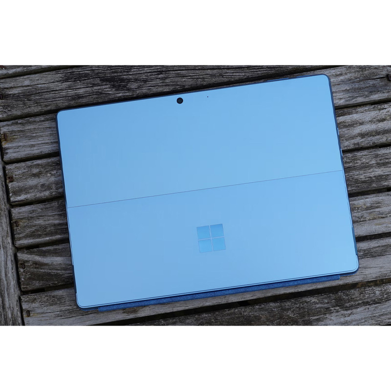 تبلت 13 اینچی مایکروسافت مدل Surface Pro 11-Snapdragon X Plus LCD ظرفیت 512 گیگابایت و رم 16 گیگابایت به همراه کیبورد Surface Pro Copilot و قلم Slim Pen 2