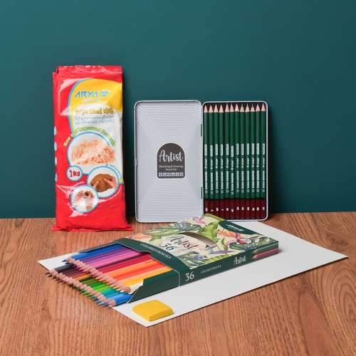 بسته لوازم تحریر آریا مدل استودیو شخصی هنرمندان بسته 3 عددی به همراه هدیه