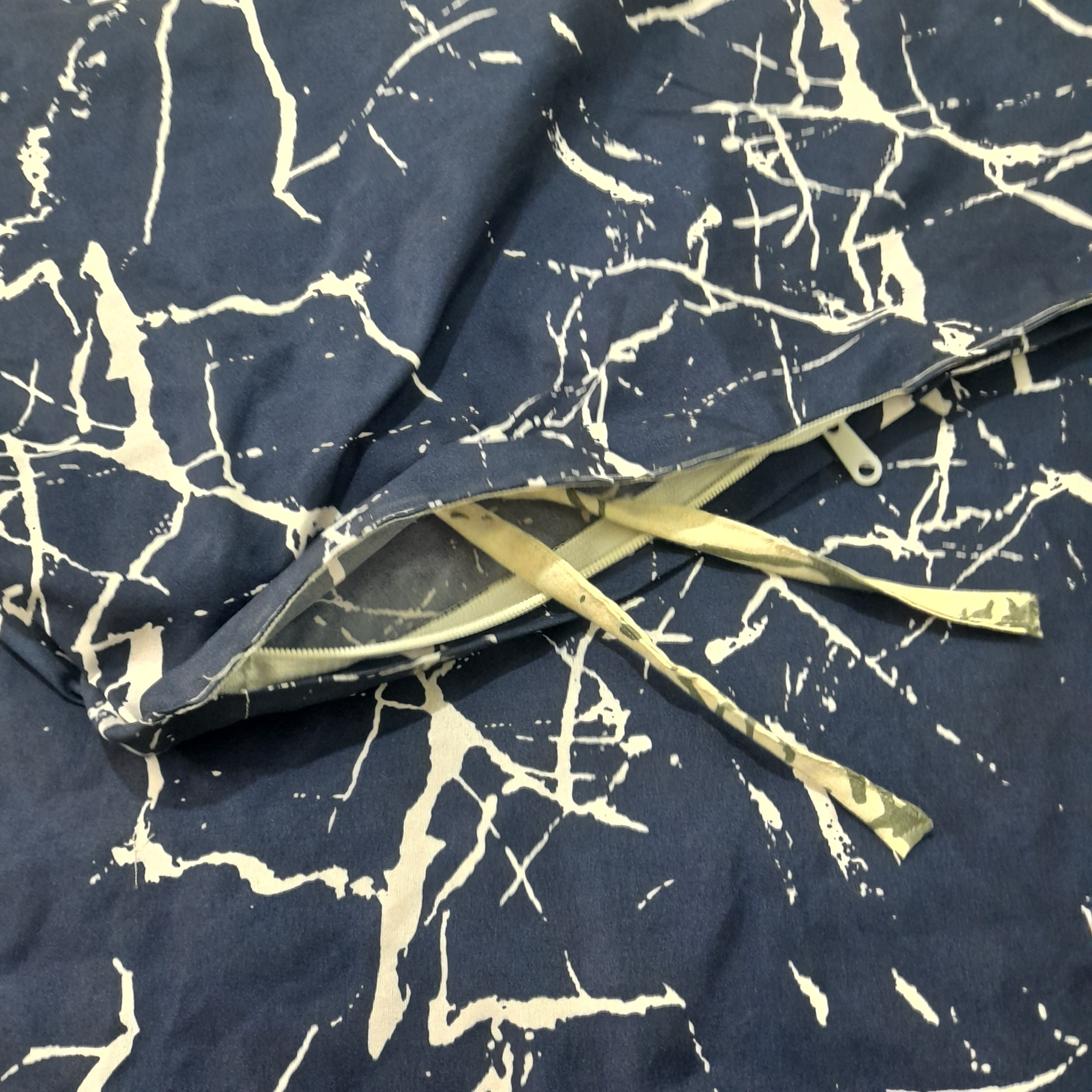 سرویس روتختی مدل مرمر کد 180  دو نفره چهار تکه