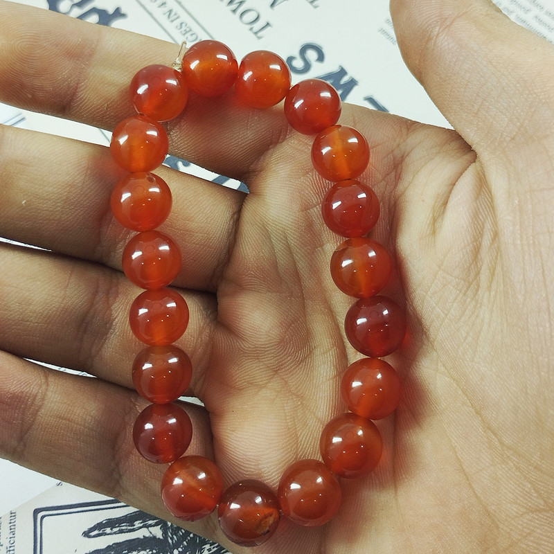 دستبند سلین کالا مدل سنگ عقیق سرخ اسپرت کد 114 دستبند سلین کالا مدل سنگ عقیق سرخ اسپرت کد 114