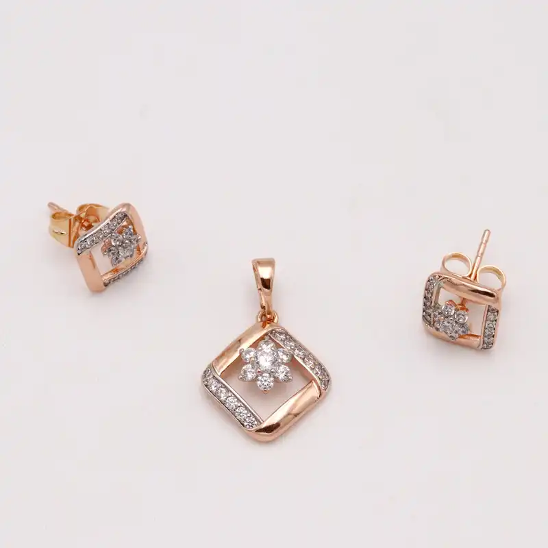 نیم ست زنانه ژوپینگ مدل گل و مربع نگینی کد THS-09