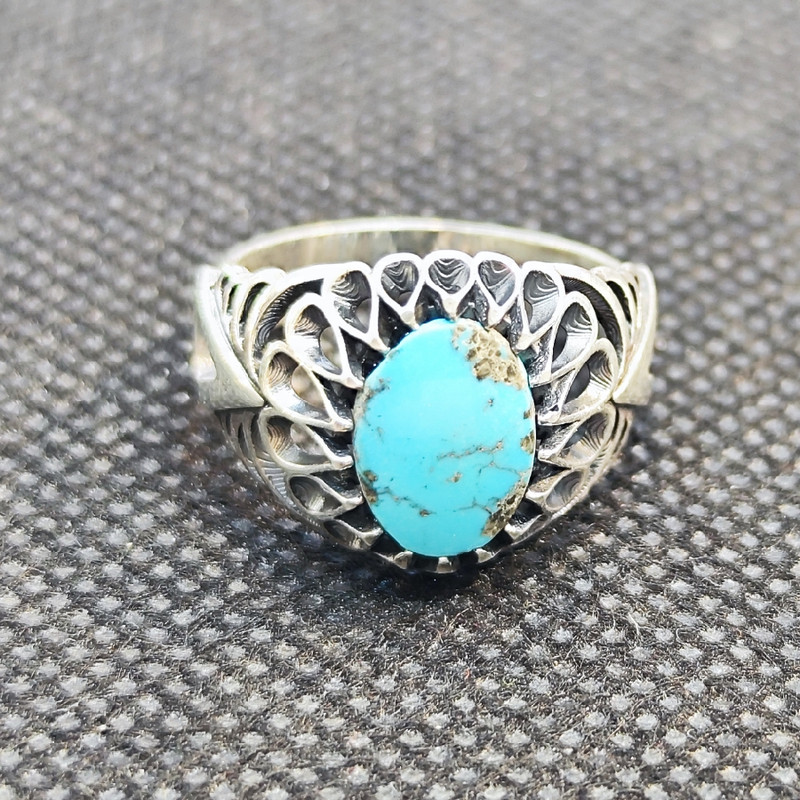 انگشتر نقره مردانه مدل سنگ فیروزه نیشابور کد 327 انگشتر نقره مردانه مدل سنگ فیروزه نیشابور کد 327