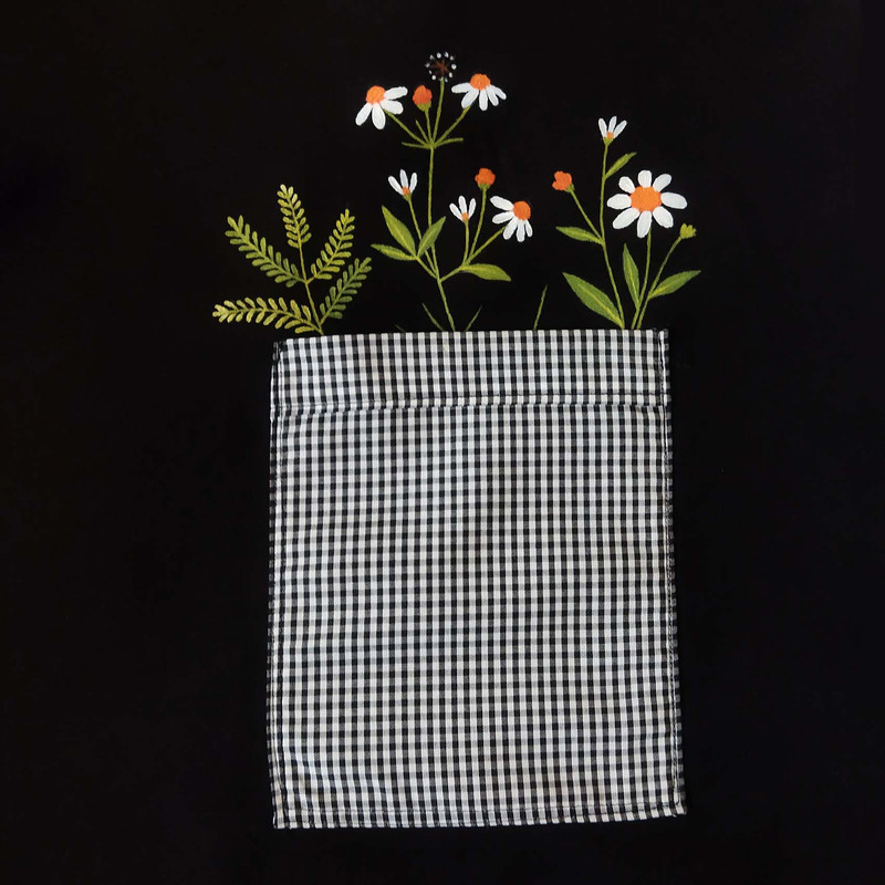 ساک هدیه مدل تت بگ جیب دار چهارخانه طرح گل