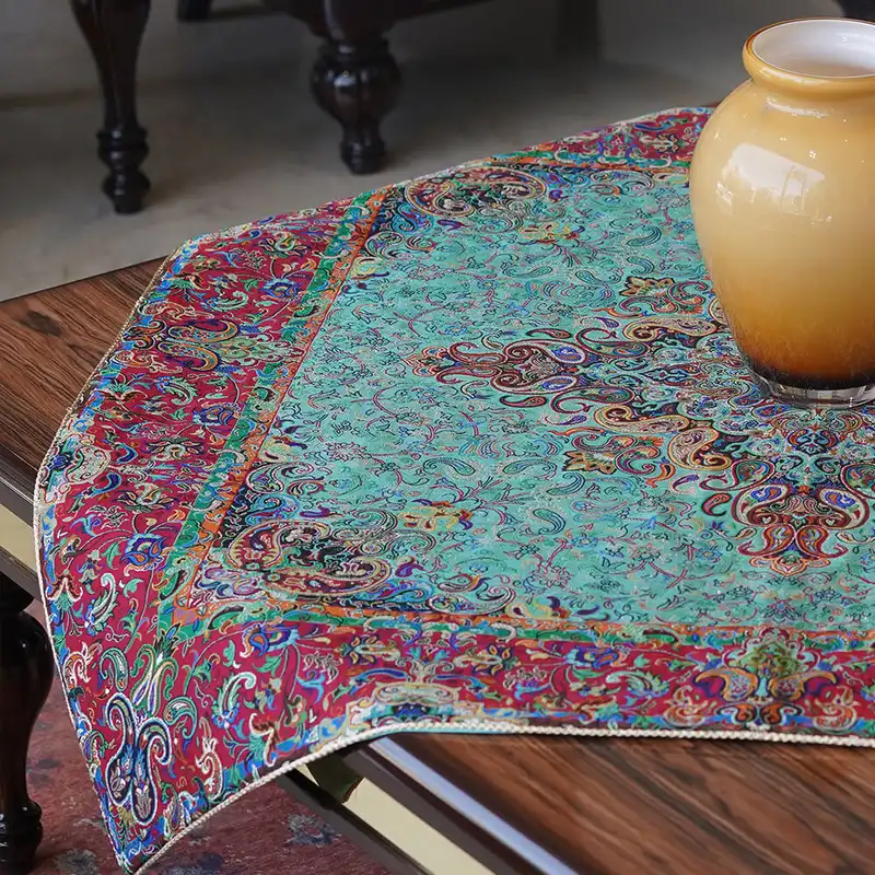 رومیزی ترمه مدل سورنا کد 1218