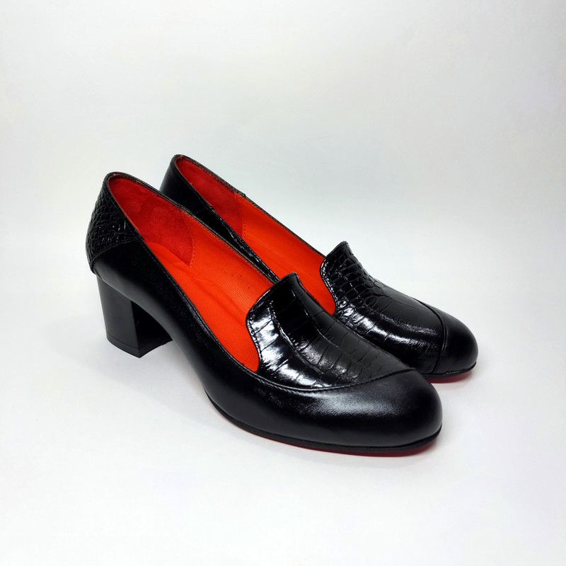 کفش زنانه مدل چرم طبیعی کد ۵۵۱۰