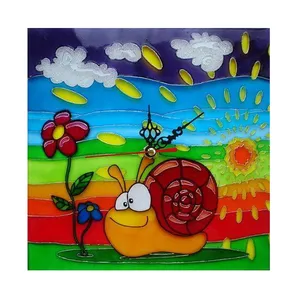 ساعت دیواری ویترای مدل حلزون