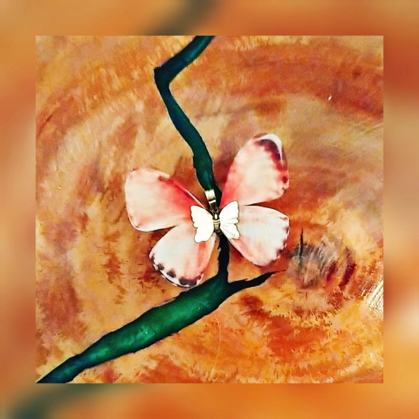 آویز گردنبند طلا 18 عیار زنانه مدل پروانه کد P01