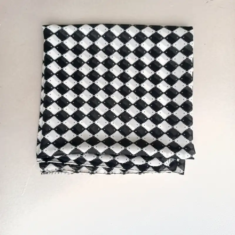 روسری زنانه مدل مینی حریر شطرنجی