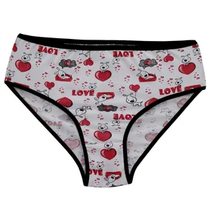 شورت زنانه مدل نخی طرح سگ عاشق رنگ سفید