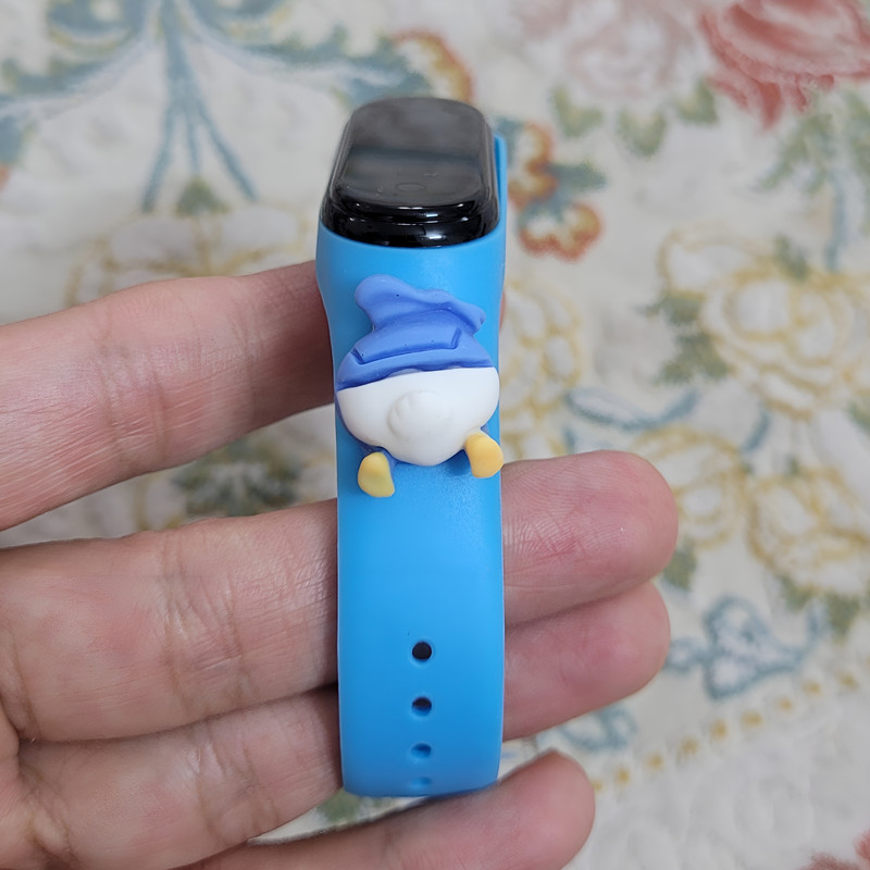 ساعت مچی دیجیتال طرح اردک خوابیده ساعت مچی دیجیتال طرح اردک خوابیده