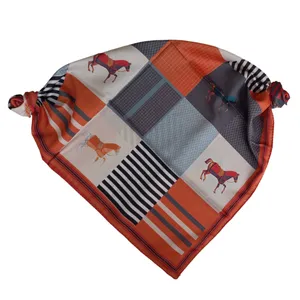 روسری زنانه هرمس مدل قواره کوچک مینی اسکارف نخی چهارخانه اسبی