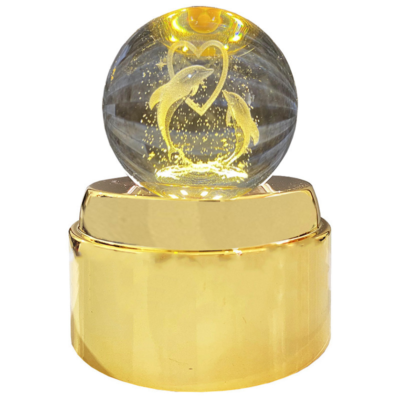 چراغ خواب مدل گوی کریستال چرخان طرح قلب و دلفین کلید دار