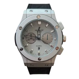 ساعت مچی عقربه‌ای مردانه هابلوت مدل تک موتوره کلاسیک کد 5