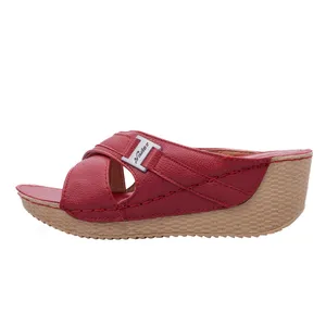 دمپایی زنانه نادر کد 65 رنگ قرمز