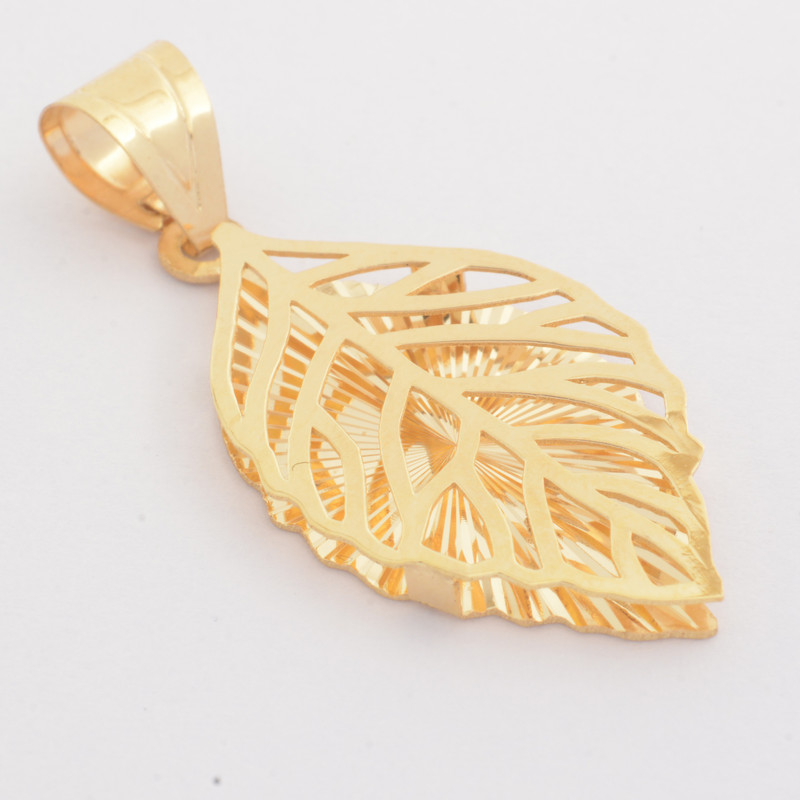 آویز گردنبند طلا 18 عیار زنانه طلای مستجابی مدل برگ کد 1 آویز گردنبند طلا 18 عیار زنانه طلای مستجابی مدل برگ کد 1