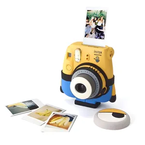 دوربین عکاسی چاپ سریع فوجی فیلم مدل Instax Minion