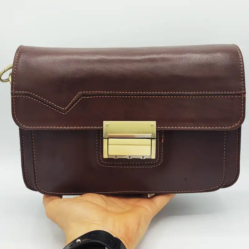 کیف دستی مدل قفل رمزدار