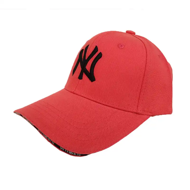 کلاه کپ مدل new york