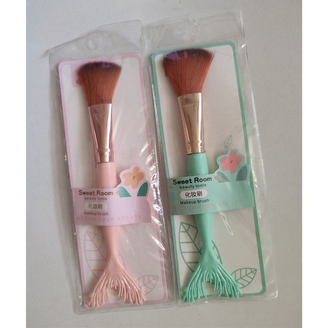 برس آرایشی مدل پری دریایی