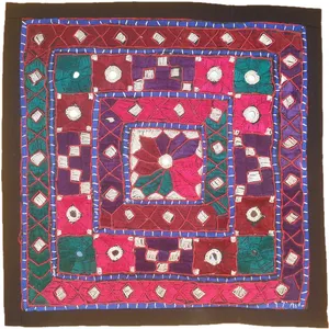 رومیزی سوزن دوزی مدل عسلی کد SOO95