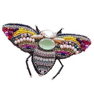 سنجاق سینه زنانه مدل پروانه کد GOL252