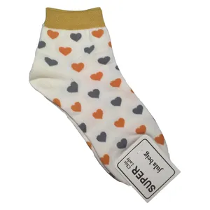 جوراب ساق کوتاه دخترانه مدل قلبی