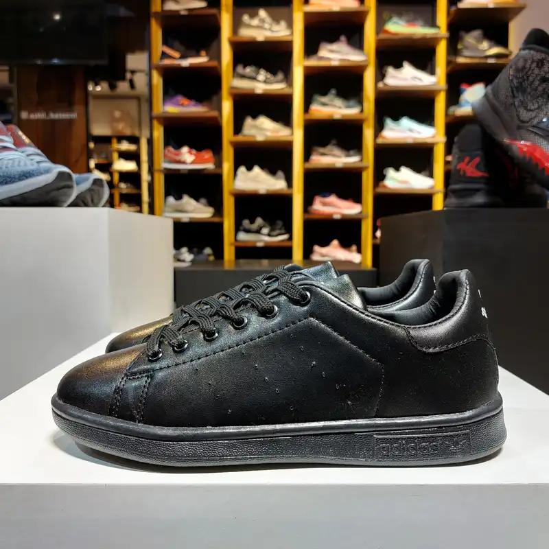 کفش پیاده روی مدل stan smith bkall-122002009