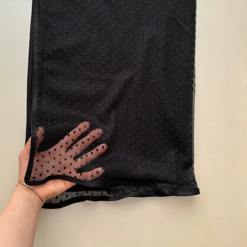 شال زنانه مدل توری نازک تابستانی خالخالی