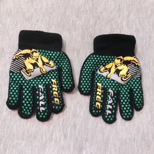 دستکش بافتنی بچگانه کد 828