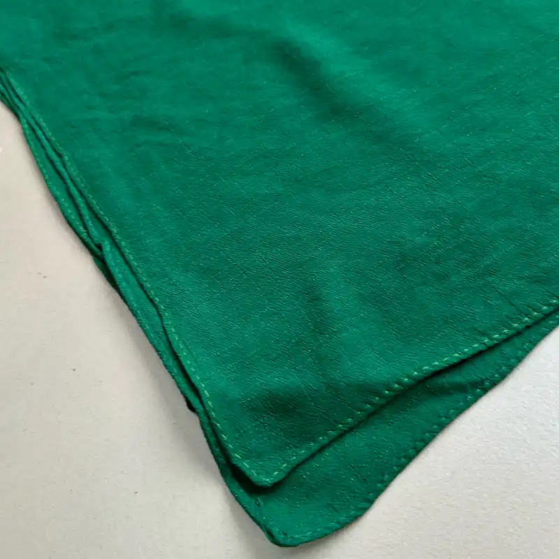 روسری زنانه مدل مینی اسکارف نخی ساده کد 1