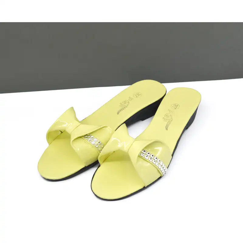 دمپایی زنانه پویان گام پیام مدل PGP کد 11489