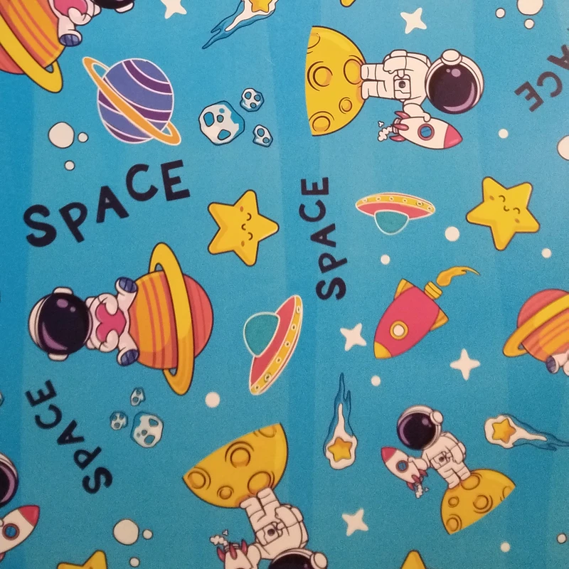 کاغذ کادو مدل فضانورد سایز 50*70 سانتی متر مجموعه 5 عددی