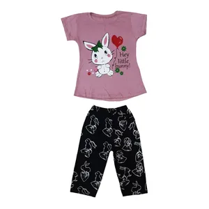 ست تی شرت آستین کوتاه و شلوارک دخترانه مدل Z056