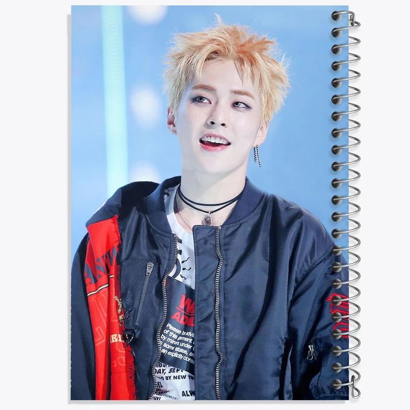 دفتر مشق 50 برگ خندالو مدل شیومین گروه اکسو EXO کد 13510