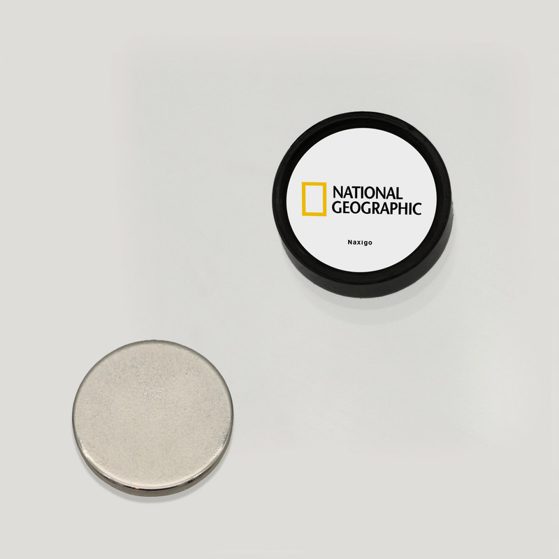 پیرسینگ گوش ناکسیگو مدل شب تاب طرح National Geographic کد PM6355 پیرسینگ گوش ناکسیگو مدل شب تاب طرح National Geographic کد PM6355