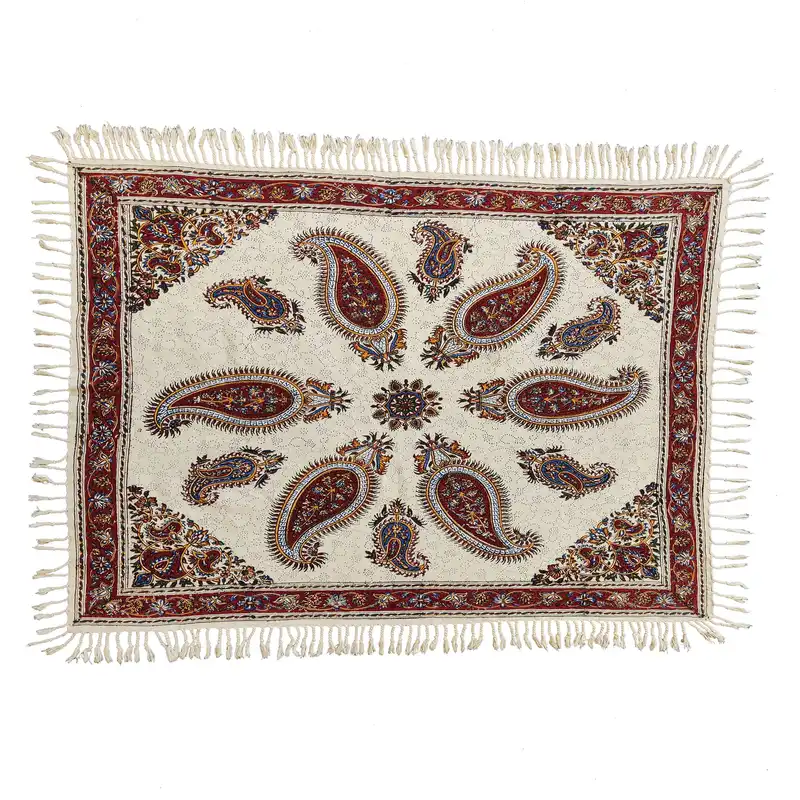 سفره قلمکار مدل گل پته ای