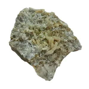 سنگ راف مدل کوارتز کلکسیونی تزیینی کادویی آکواریوم کد 317