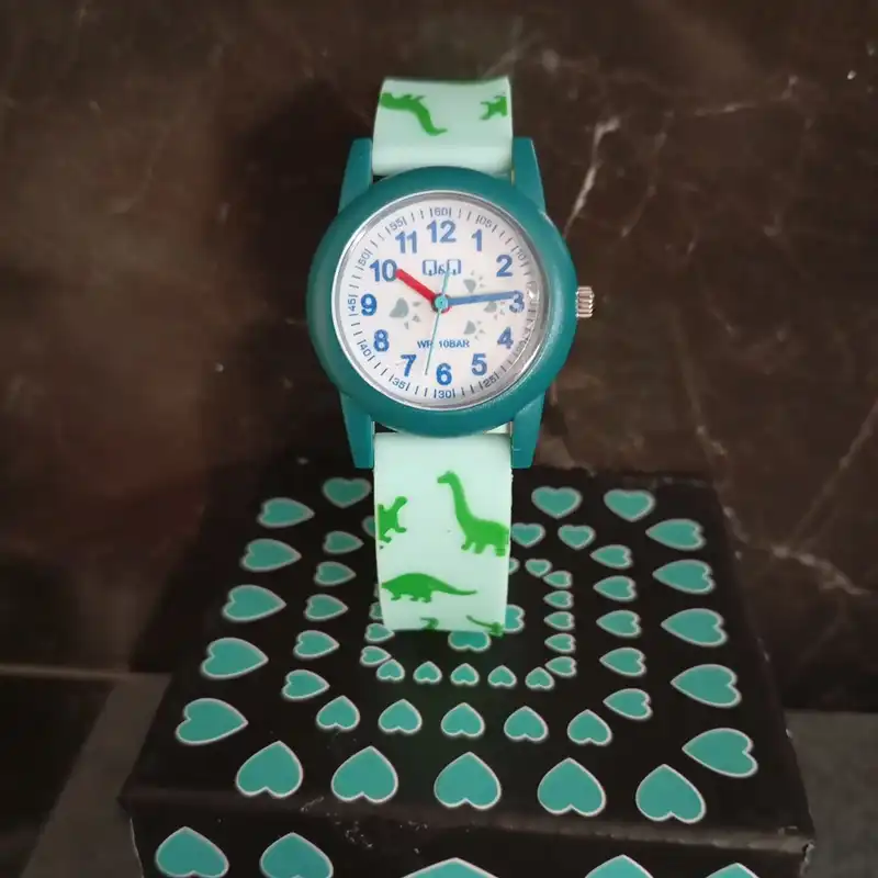 ساعت مچی عقربه ای بچگانه کیو اند کیو مدل VP34J062Y-7