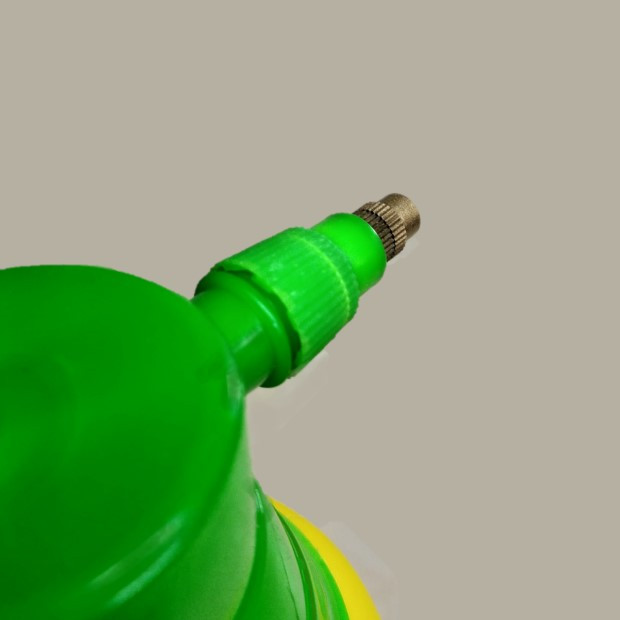 سمپاش دستی مدل mt-204 گنجایش دو لیتر سمپاش دستی مدل mt-204 گنجایش دو لیتر