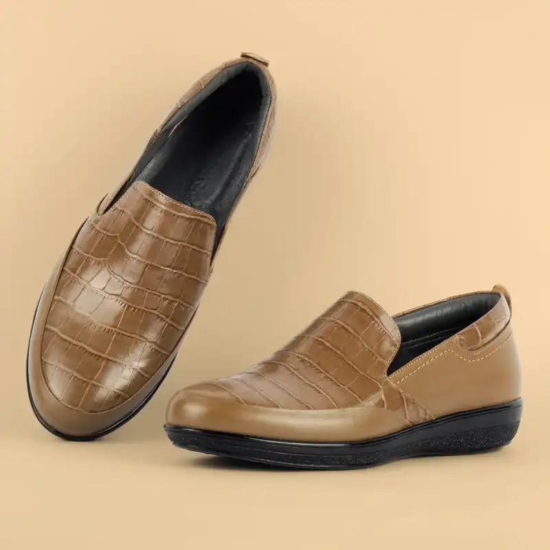 کفش کالج زنانه شاپرک مدل شایلین