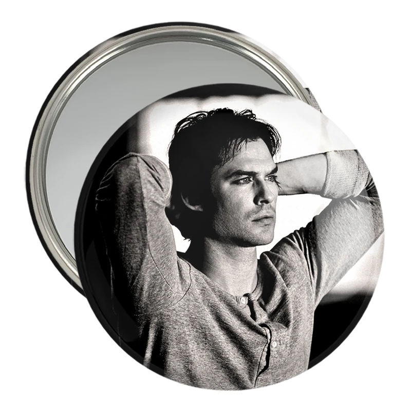 آینه جیبی خندالو مدل دیمون سالواتوره خاطرات The Vampire Diaries  کد 23703